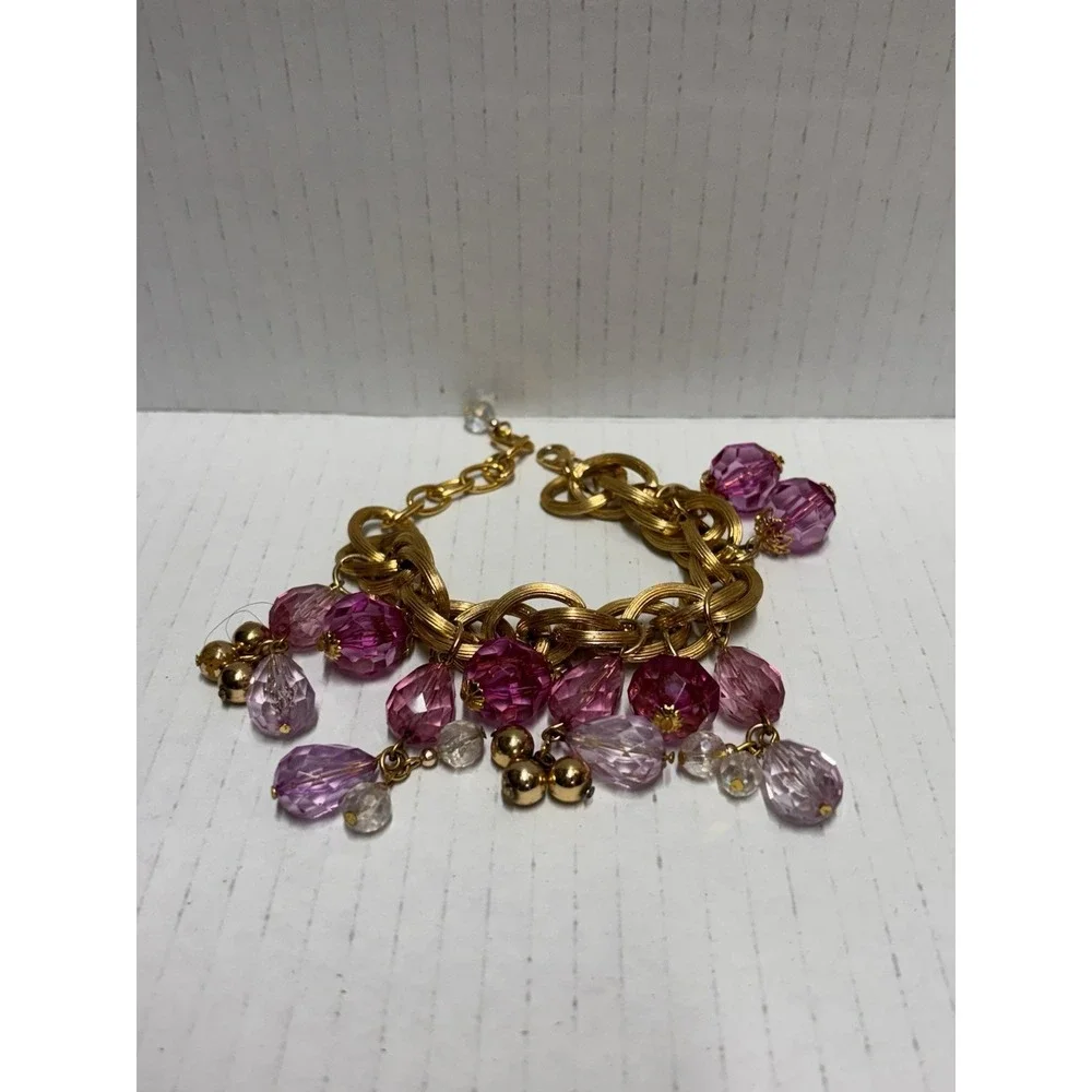 Bracelet‎ Gold Tone Dangling Pink Lilac Plastic Beads Charms Festive look